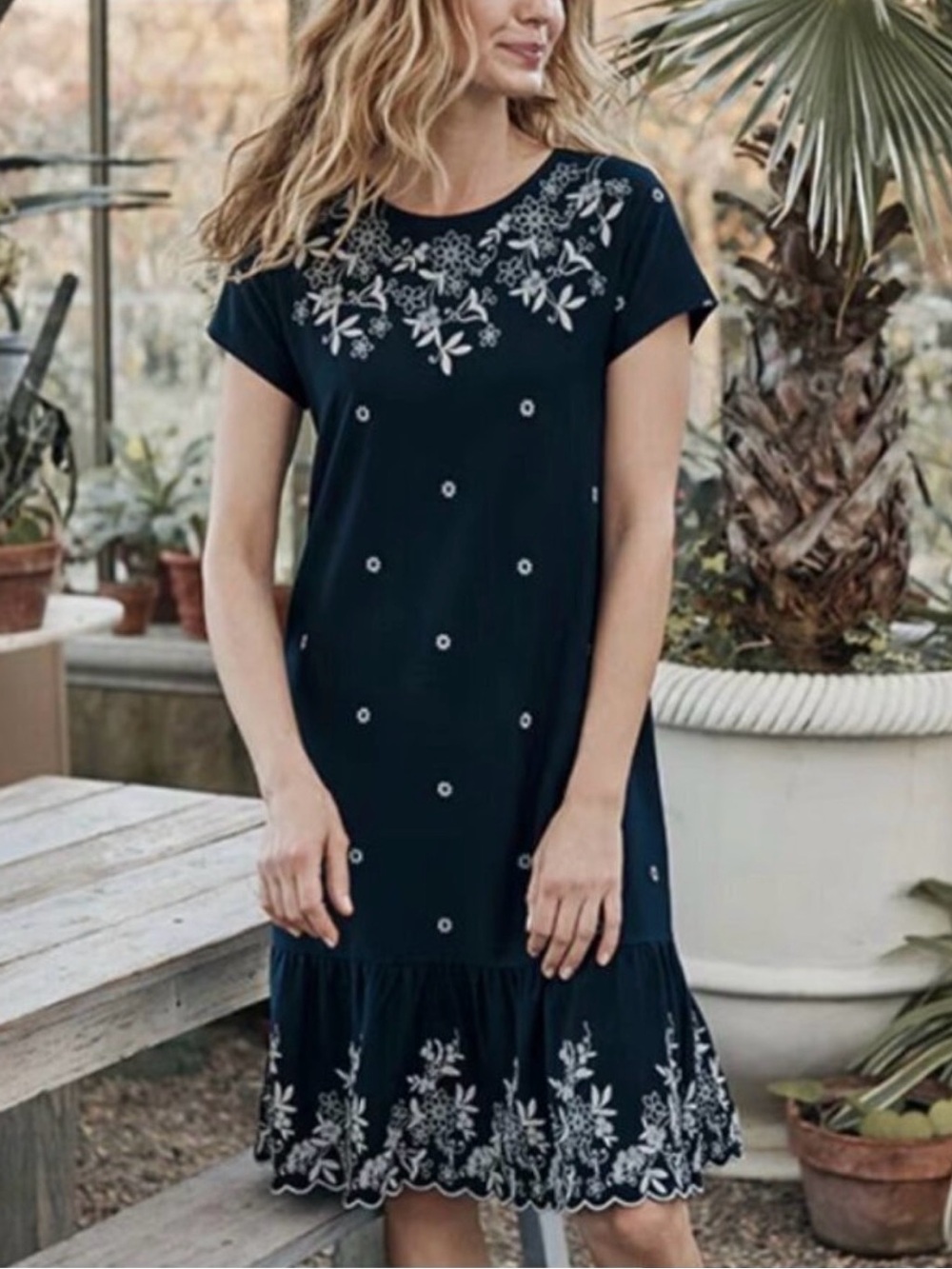 J.Jill Embroidered Navy Dress Cottage Core Floral Small S Women’s Knee Length